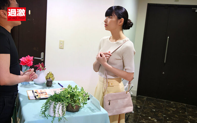 乳首とペニクリをこねくり回され濡れたケツ穴に何度も中出し 美人ニューハーフばかり集う新宿2丁目エステ店の秘密 画像3