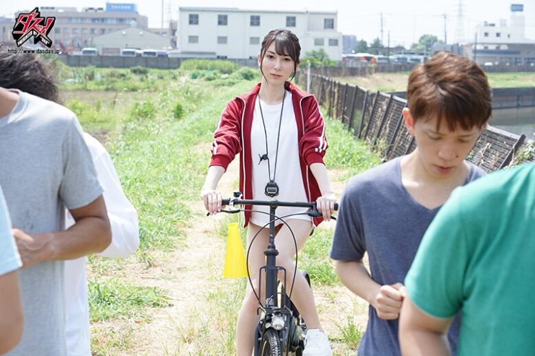 完全従順 僕らの性処理ニューハーフ。「おち○ぽ付き」がバレた女子マネージャー 愛沢さら 画像1