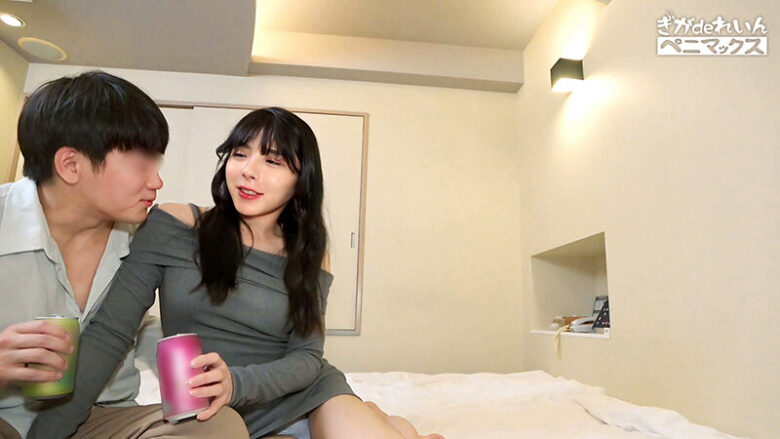天性のバキュームアナルを持つモデル体型男の娘と初ハメ撮り!止まらないケツイキに我慢できずクリチ●ポから白濁精子をドピュッ♪→メス堕ち顔へたっぷり顔射!!【こはく】 松嶺こはく 1枚目