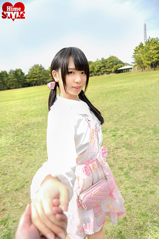 153cmミニマム妹系男の娘 愛原くるみが僕の彼女だったら… 12枚目