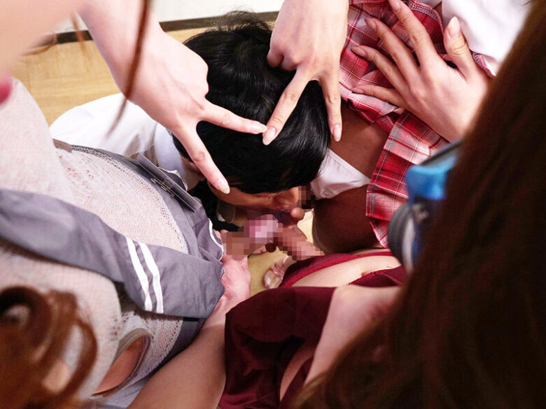 男の娘ガールズバー!聖水、ザーメン飲み放題、超ハーレム4P SEX! 愛瀬めい/橘芹那/愛瀬まりさ 12枚目