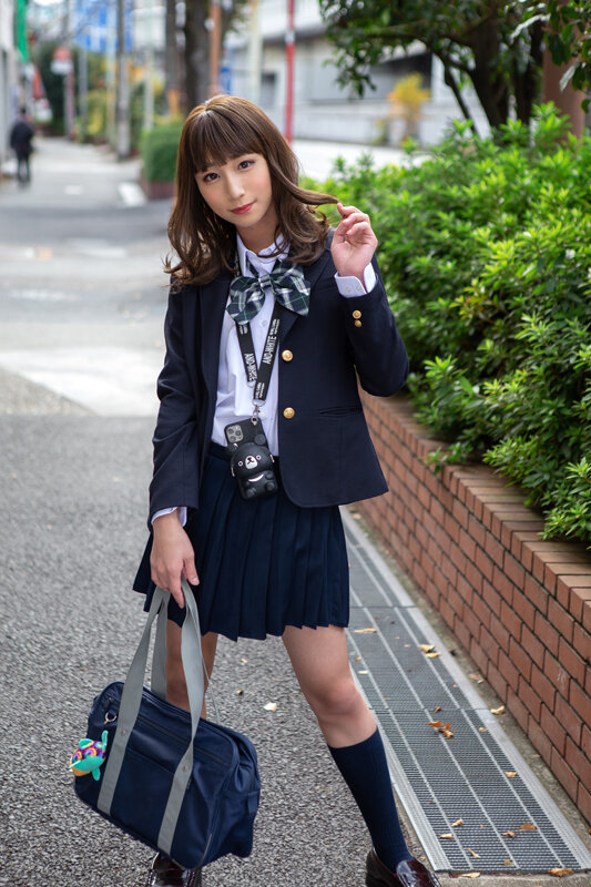 女になりすまして荒稼ぎしている美男子に極太&高速ピストンで分からせる 如月もな 2枚目