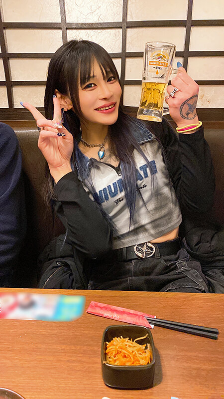 性欲つよつよGAL女装子はお酒とSEXが大好き! GAL女装子が泥● 朝まで飲みまくりで大暴走! 金玉空っぽになるまでドM男を痴女りまくる アナルパコり酒! 画像4
